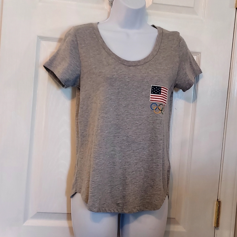 United States Olympic Team Shirt XS Womens Tokyo, Japan Scoop Neck NWOT